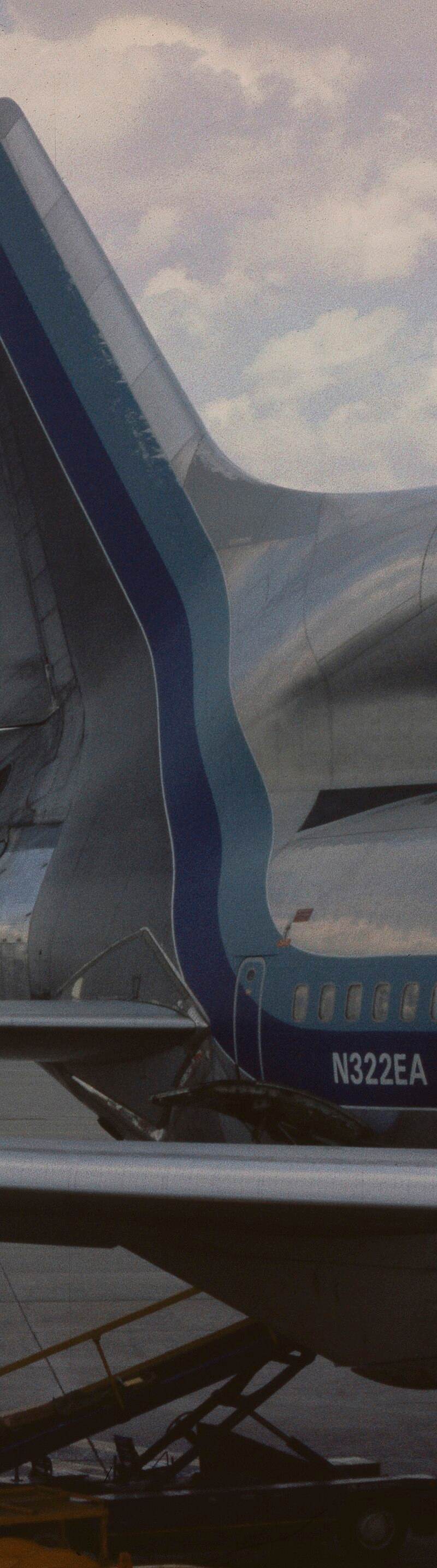 N322EA - Aircraft