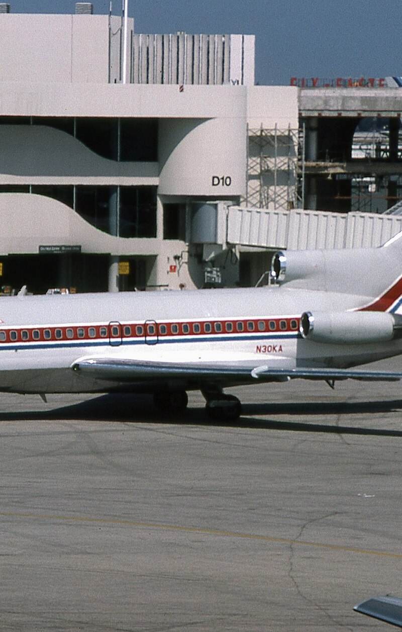 N30KA - Boeing
