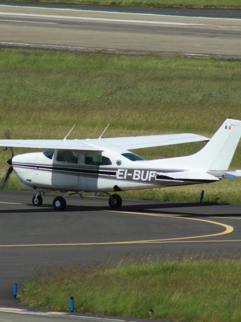 EI-BUF - Cessna