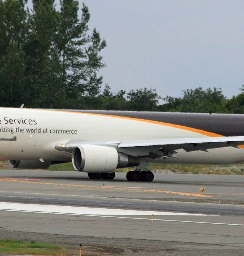 N322UP - Boeing
