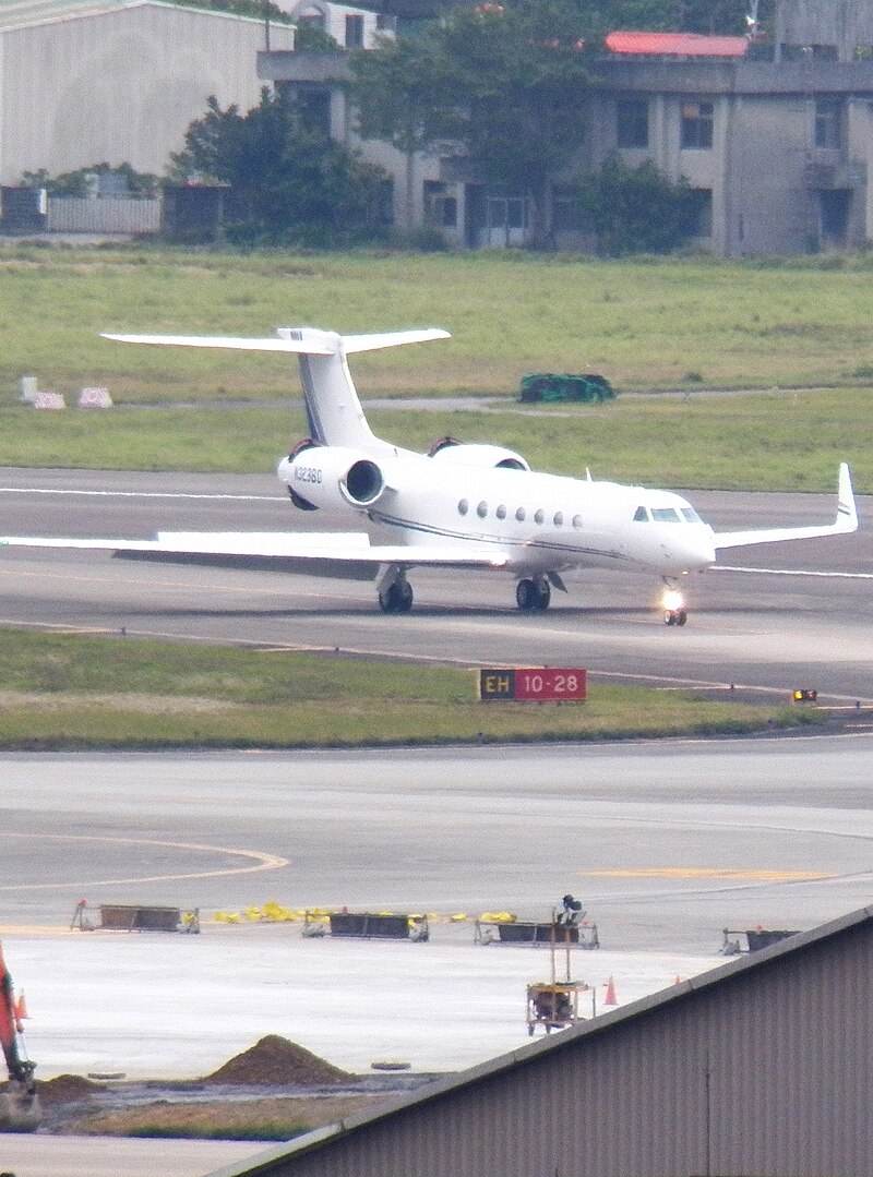 N323BD - Business jet