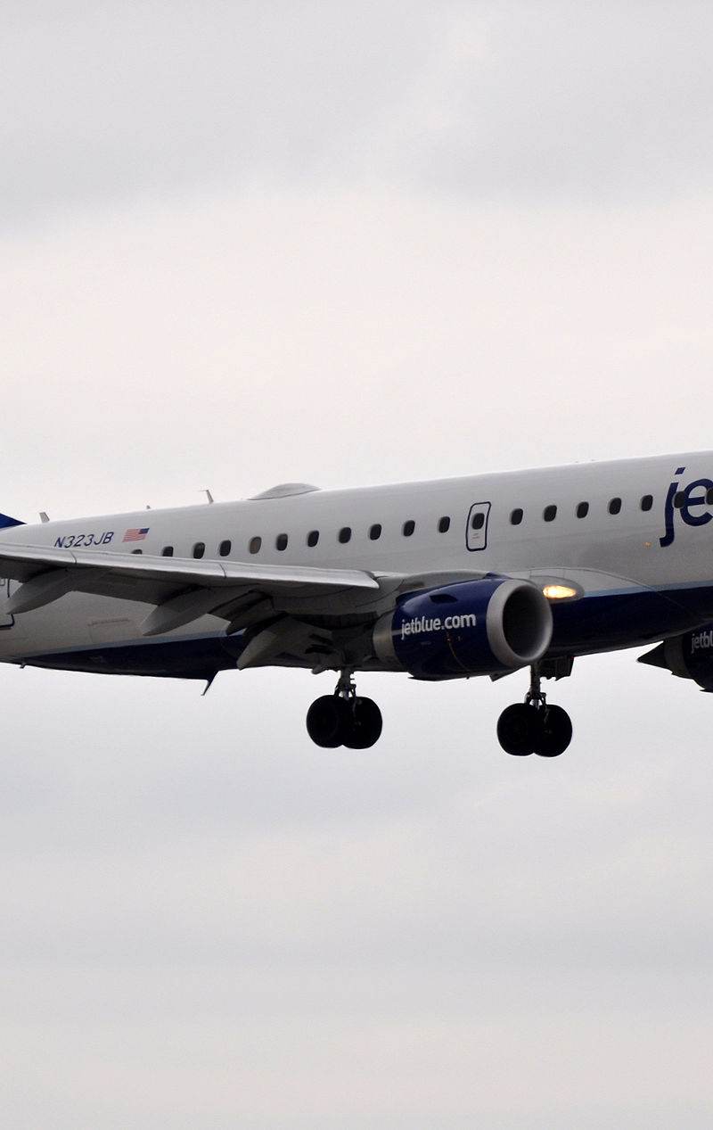 N323JB - Embraer