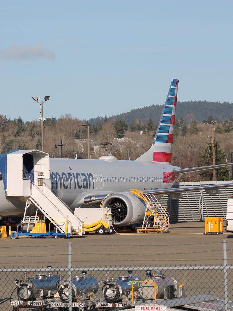 N323SG - Boeing