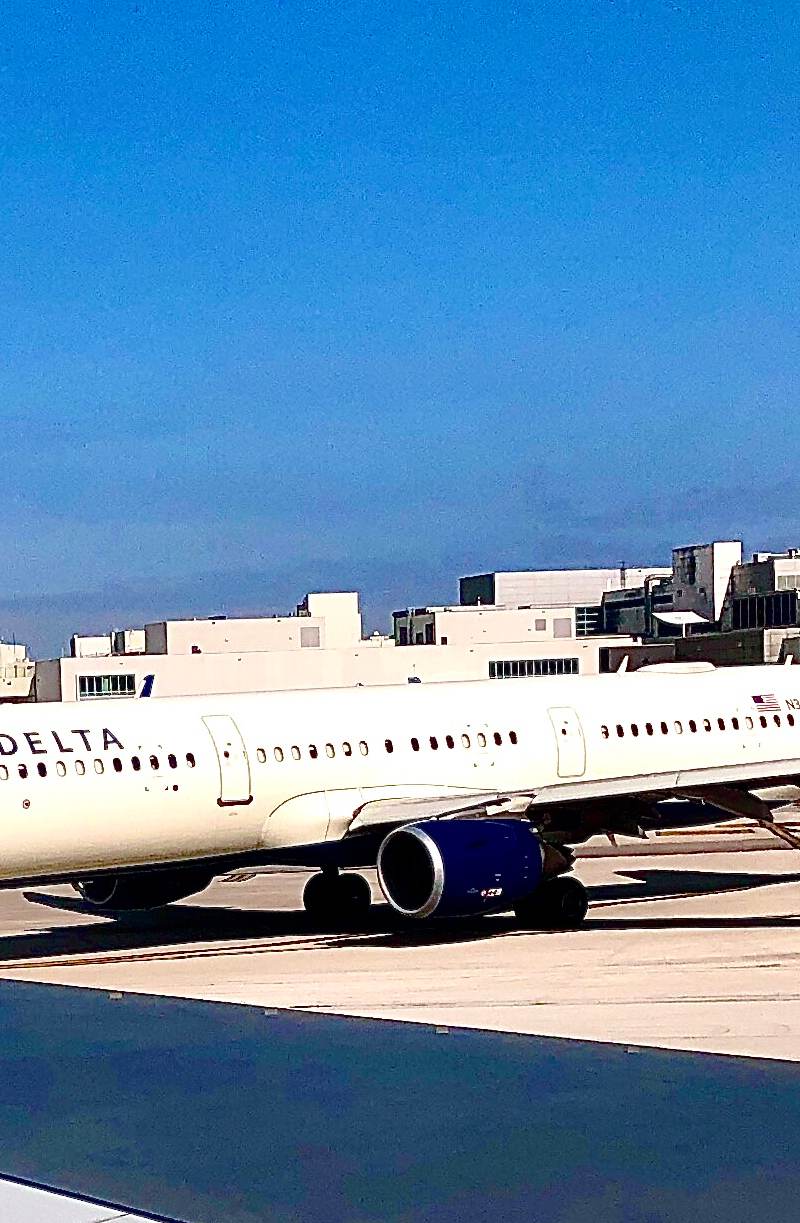 N324DX - Airbus