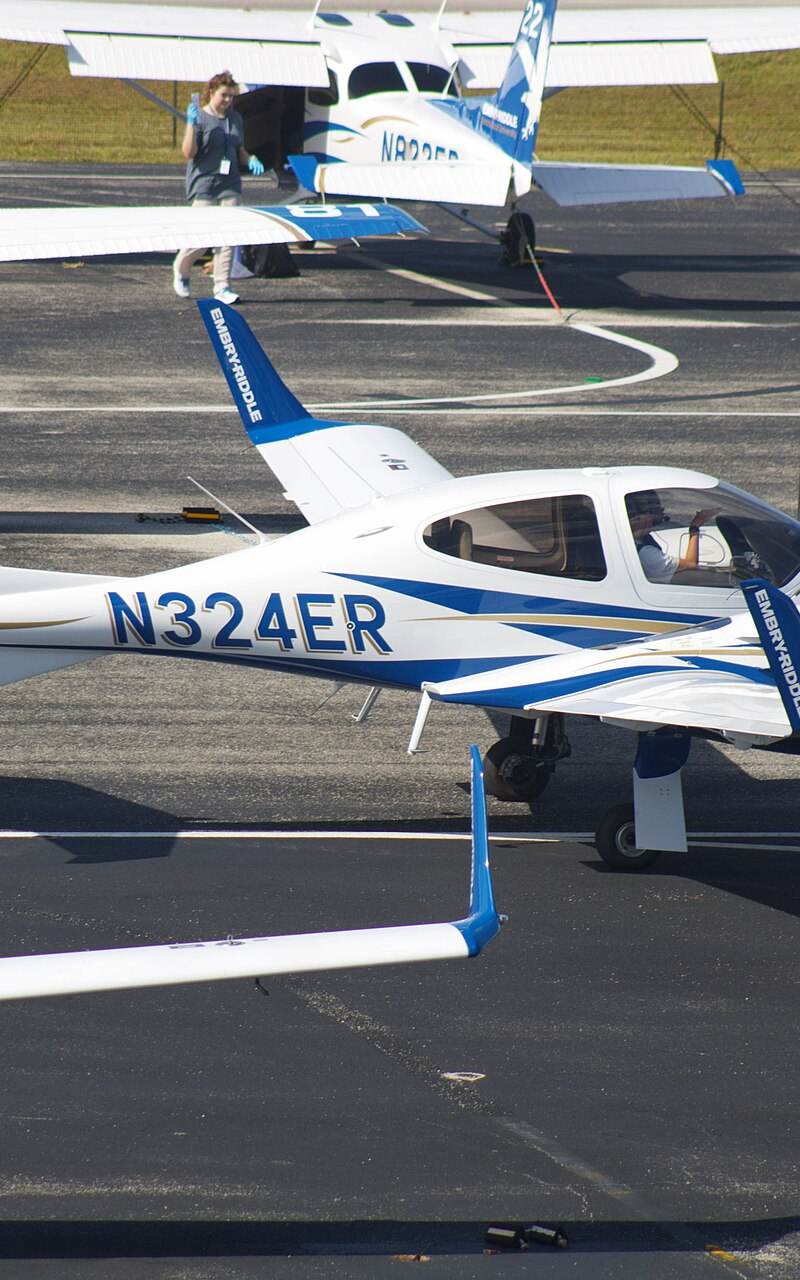 N324ER - Diamond