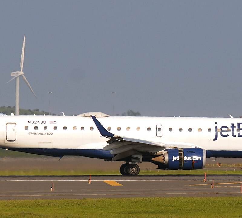 N324JB - Embraer