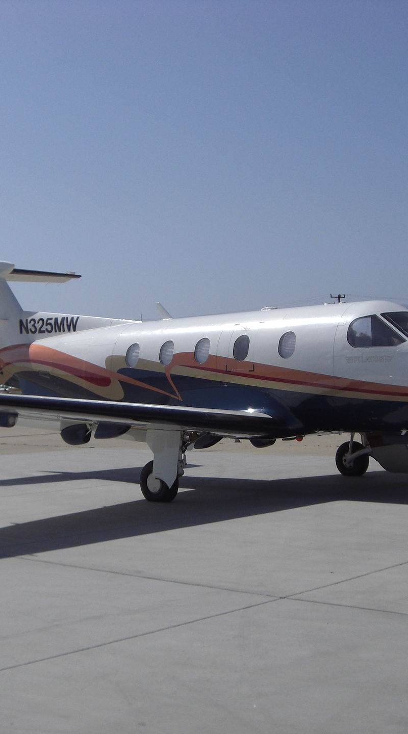 N325MW - Pilatus