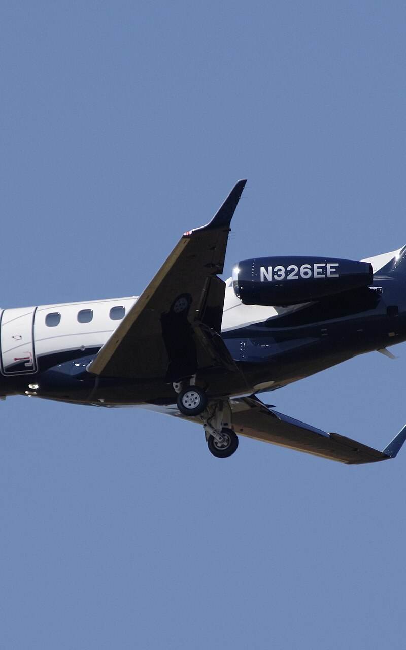 N326EE - Embraer