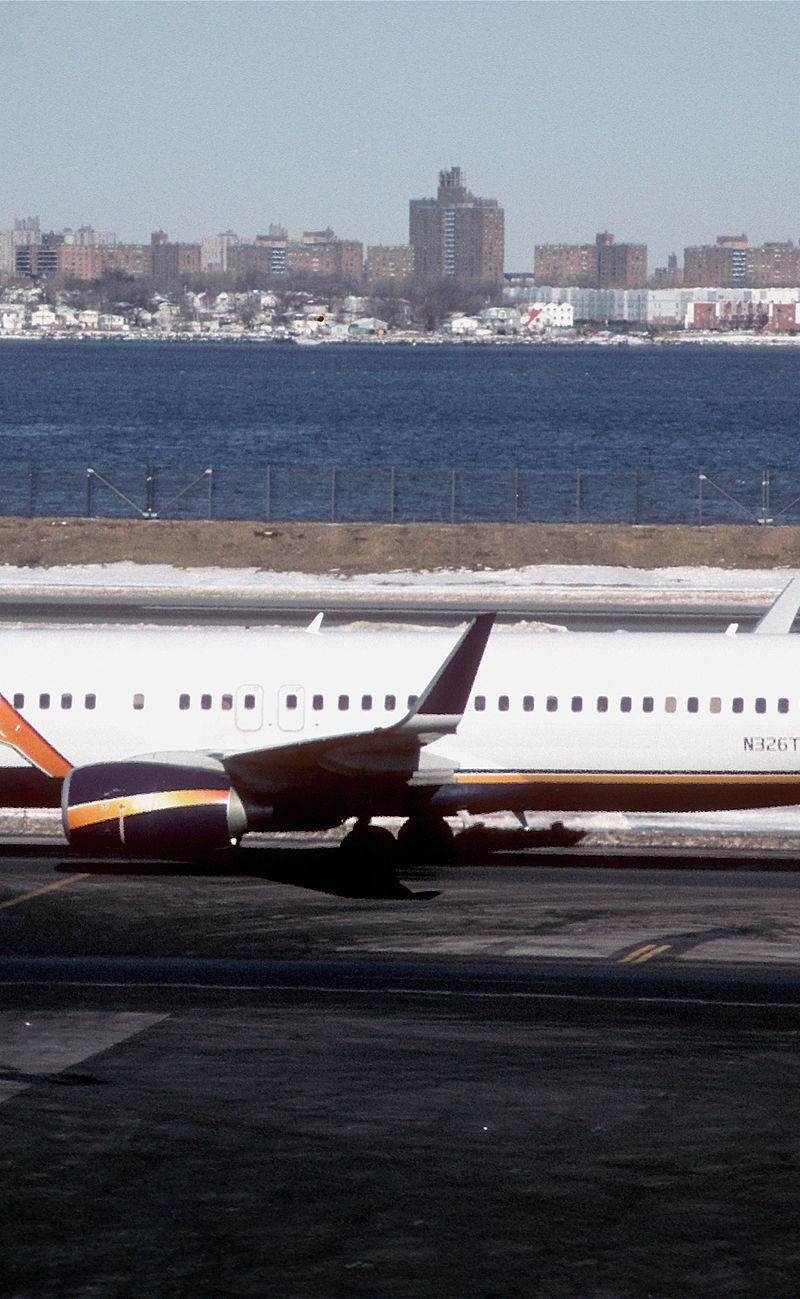 N326TZ - Boeing