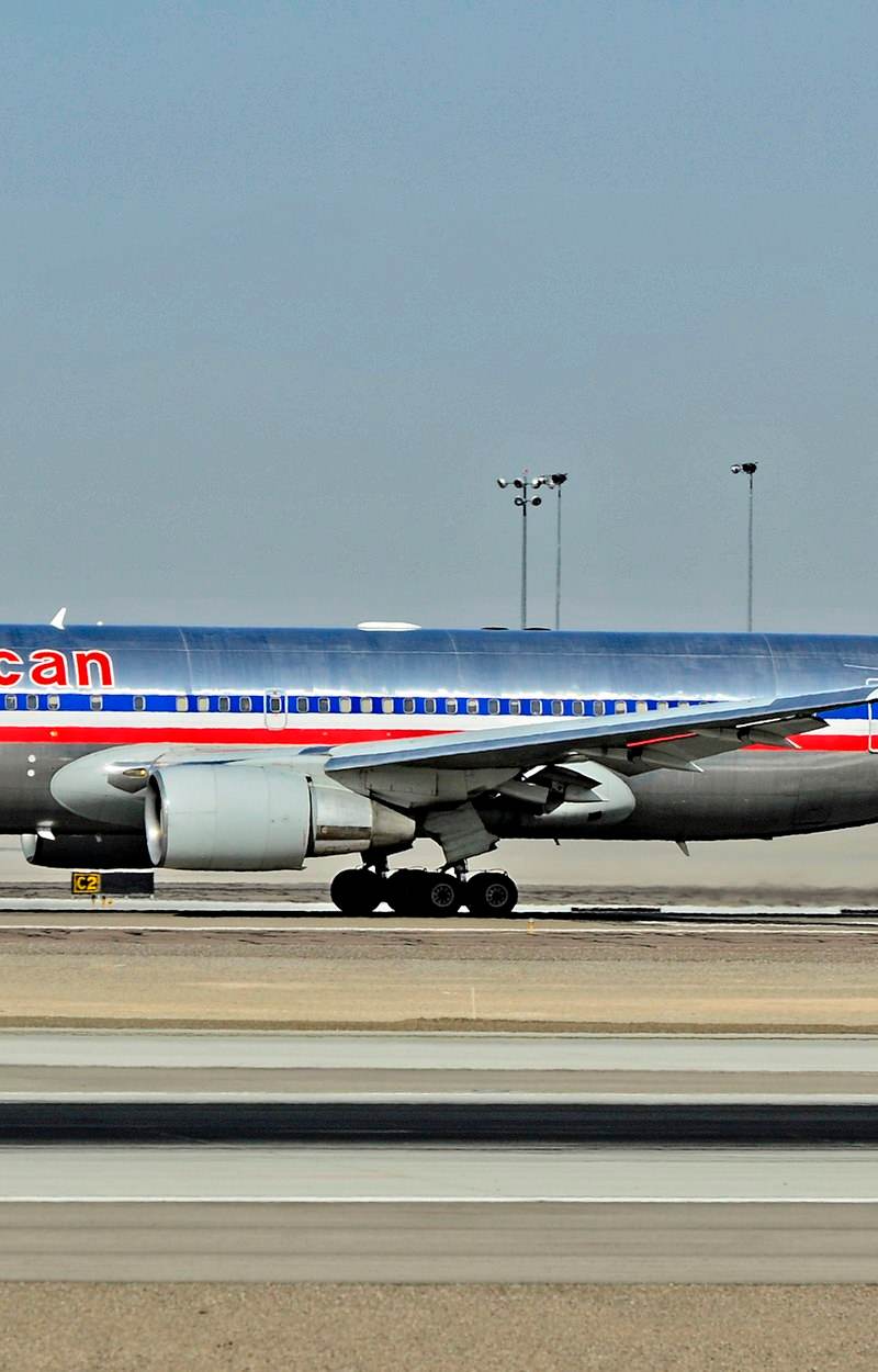 N327AA - Boeing