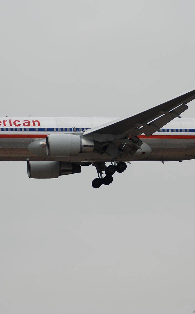 N327AA - Boeing