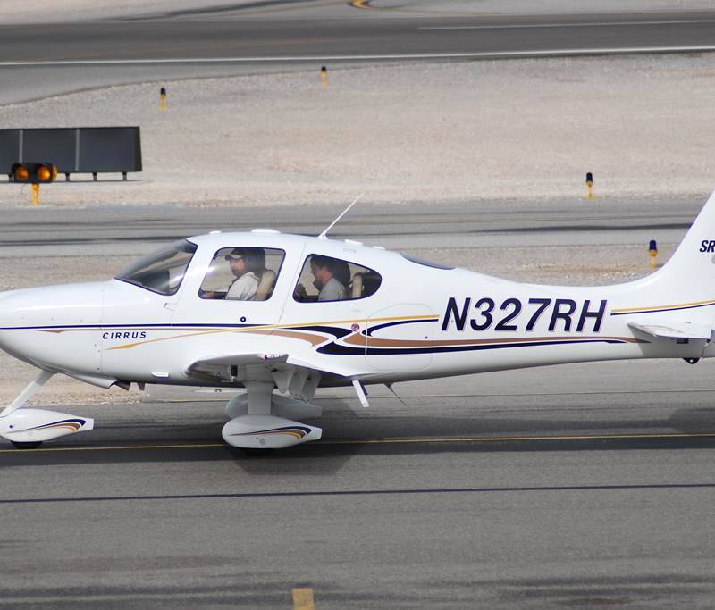 N327RH - Cirrus
