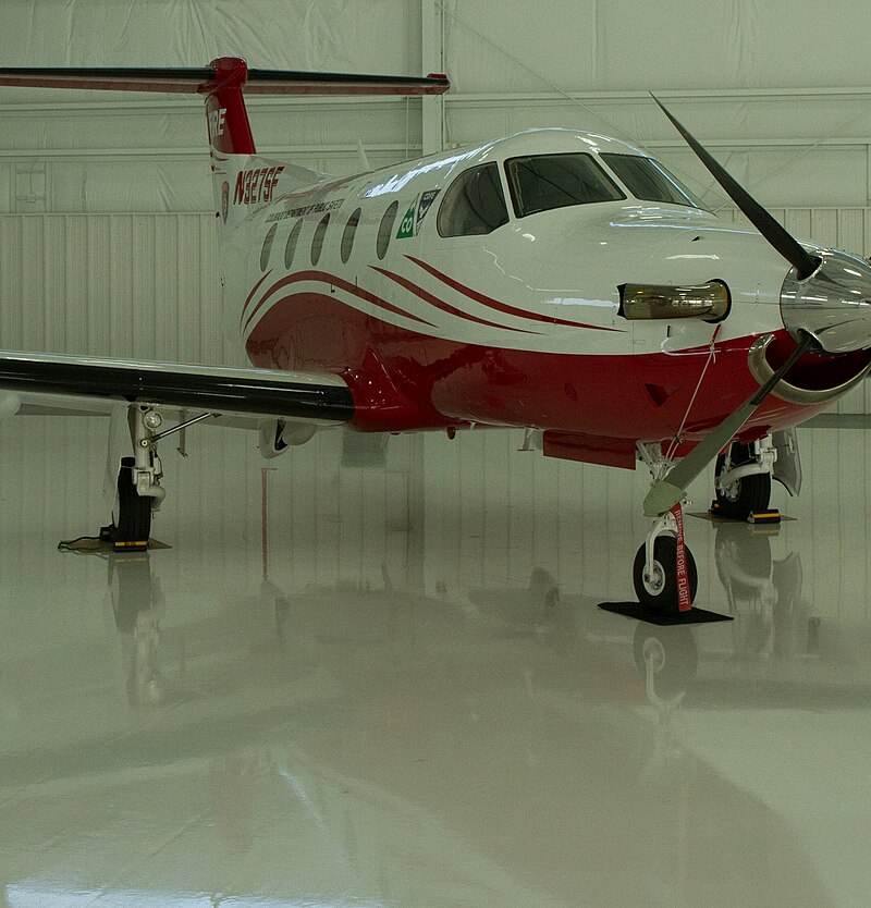 N327SF - Pilatus