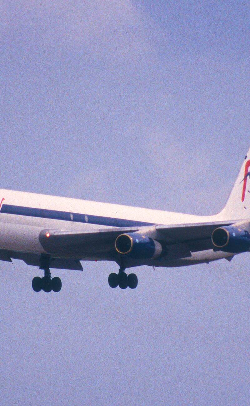 N30UA - Douglas