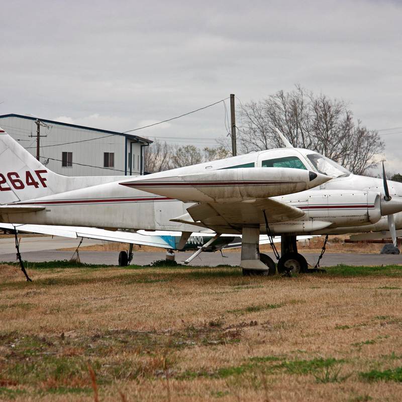 N2264F - Piper