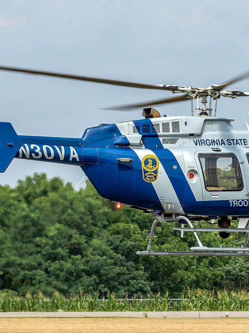N30VA - Helicopter