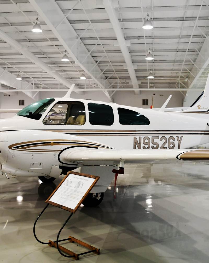 N9526Y - Beechcraft