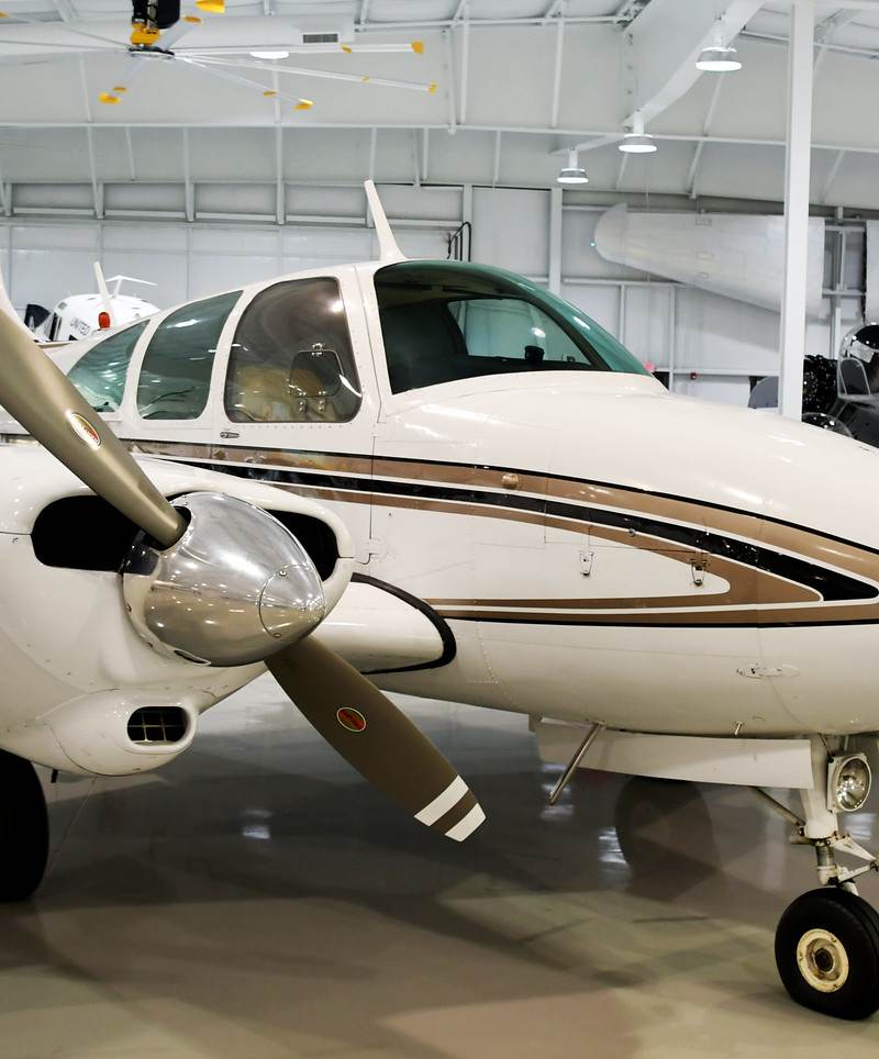 N9526Y - Beechcraft