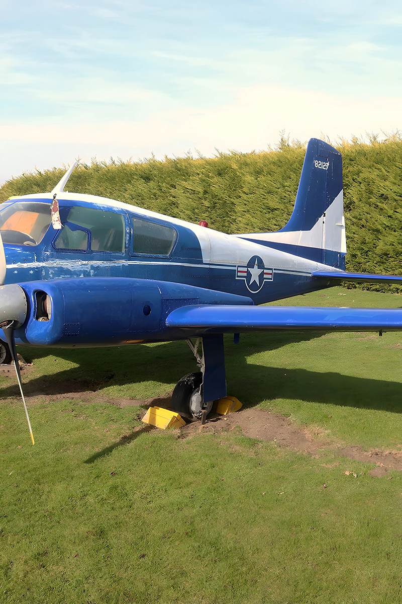 G-APNJ - Twin-engine aircraft