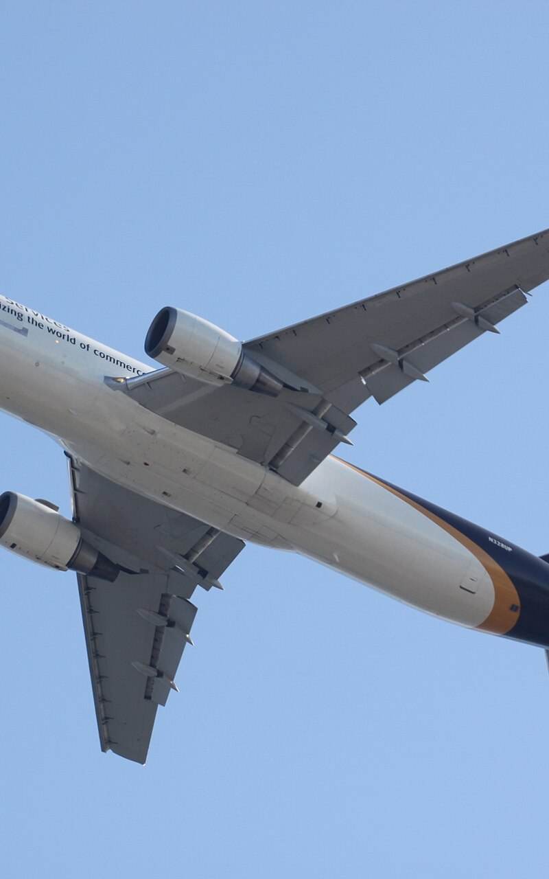 N328UP - Boeing