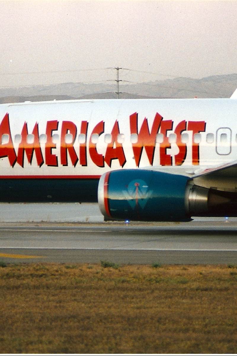 N329AW - Boeing