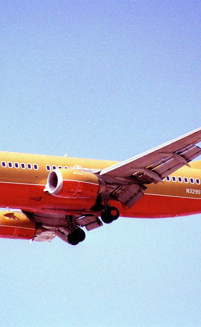 N329SW - Boeing