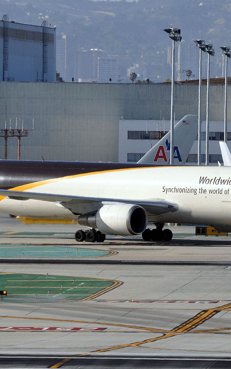 N329UP - Boeing
