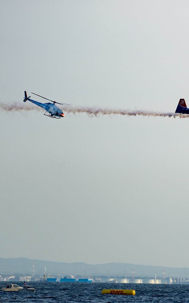  - Helicopter