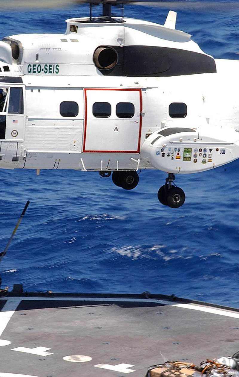 N330JF - Helicopter