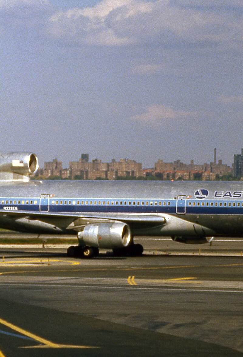 N332EA - Aircraft