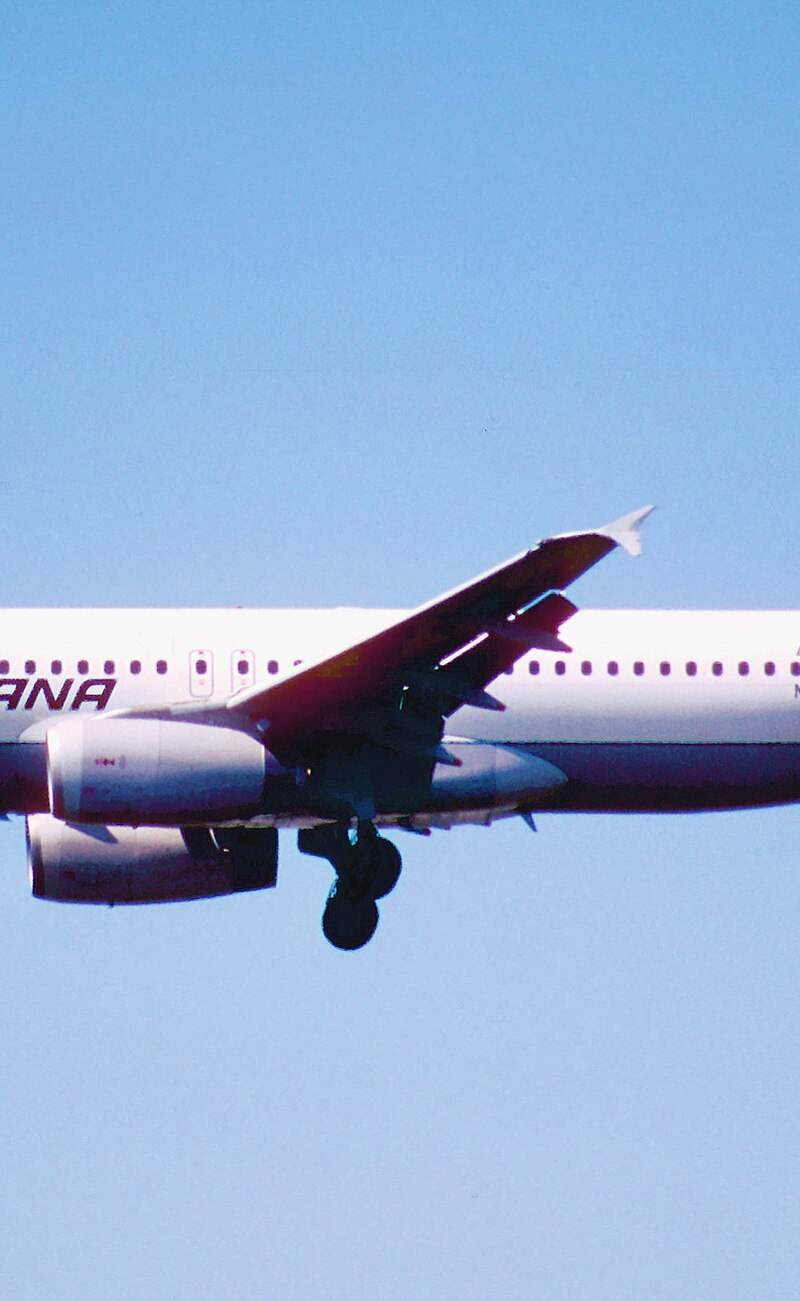 N332MX - Twin-engine aircraft