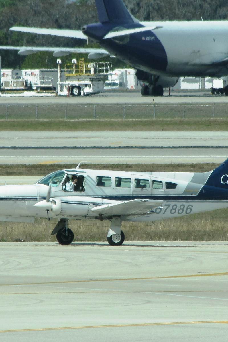 N67886 - Cessna