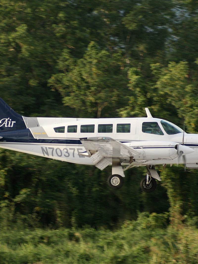 N7037E - Cessna