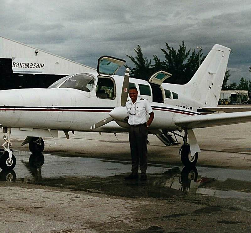 N6814R - Cessna