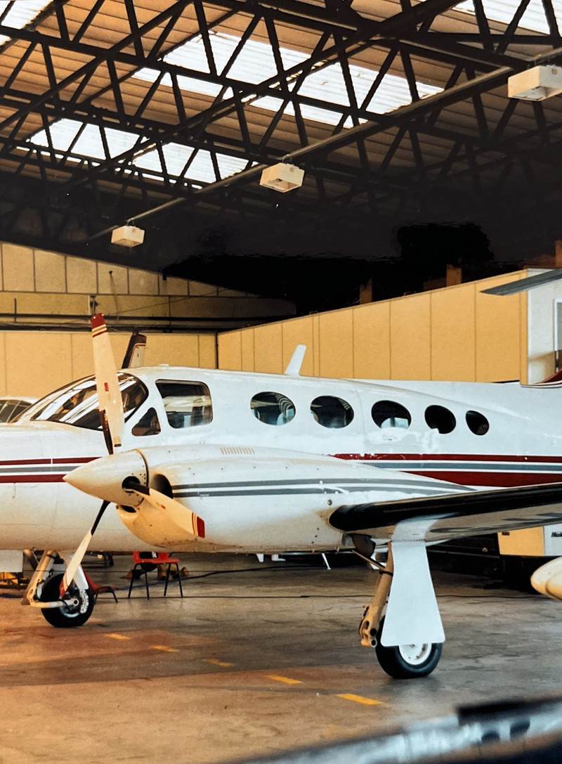 G-JACK - Twin-engine aircraft