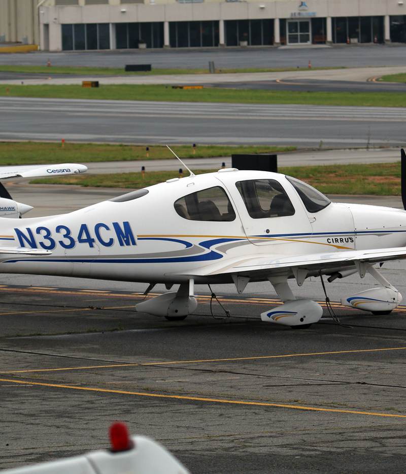 N334CM - Cirrus