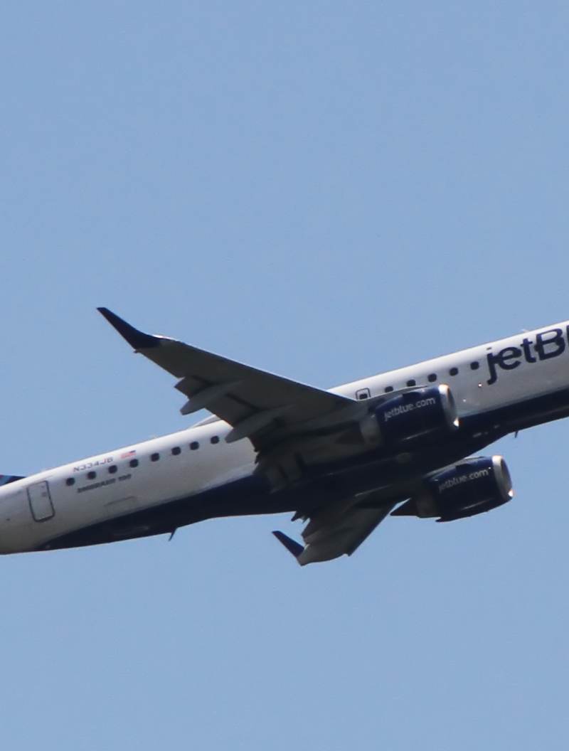 N334JB - Embraer