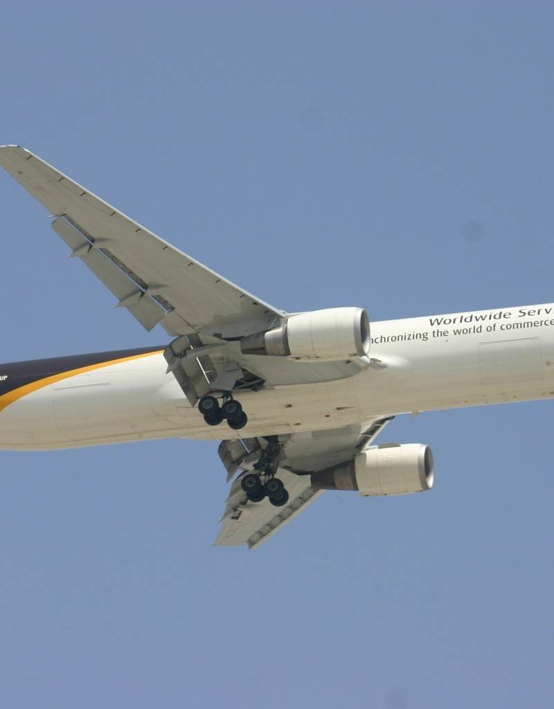 N334UP - Boeing