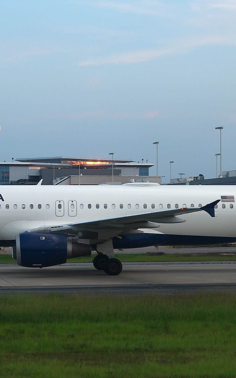 N335NW - Airbus