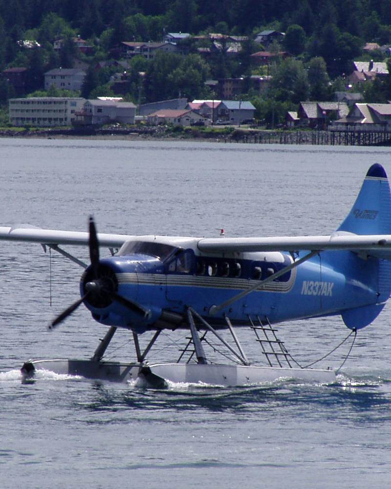 N337AK - De Havilland