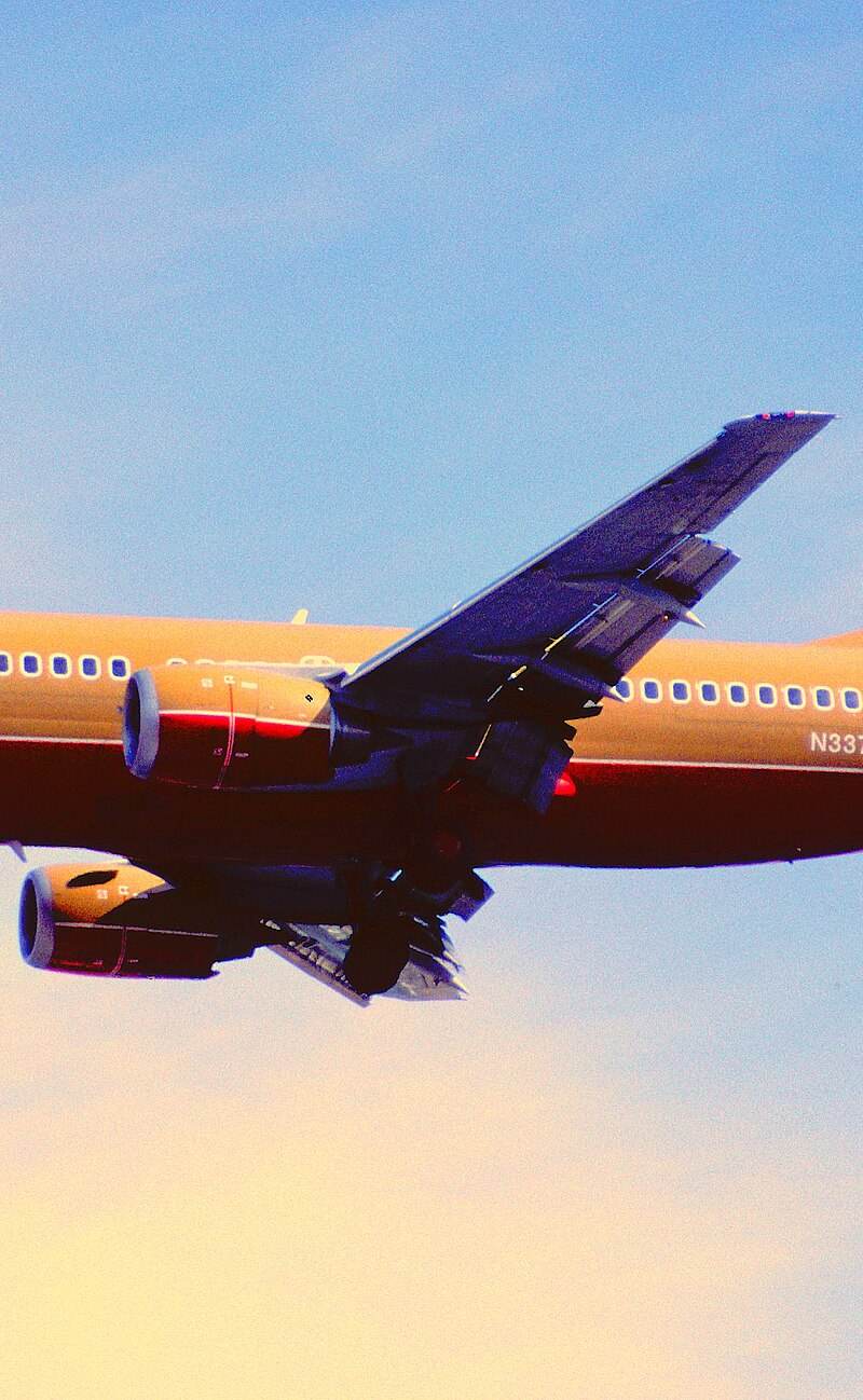 N337SW - Boeing