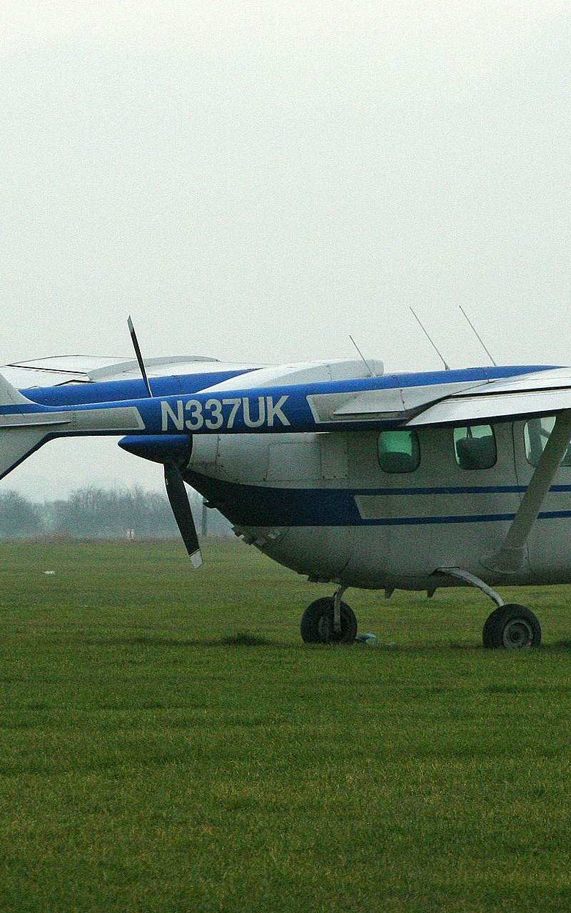 N337UK - Cessna