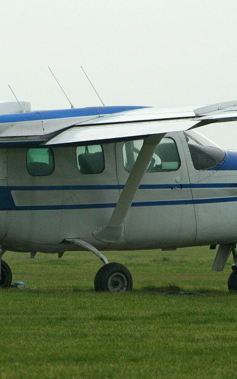 N337UK - Cessna