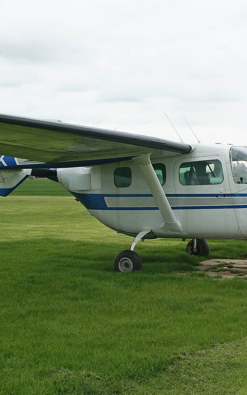 N337UK - Cessna