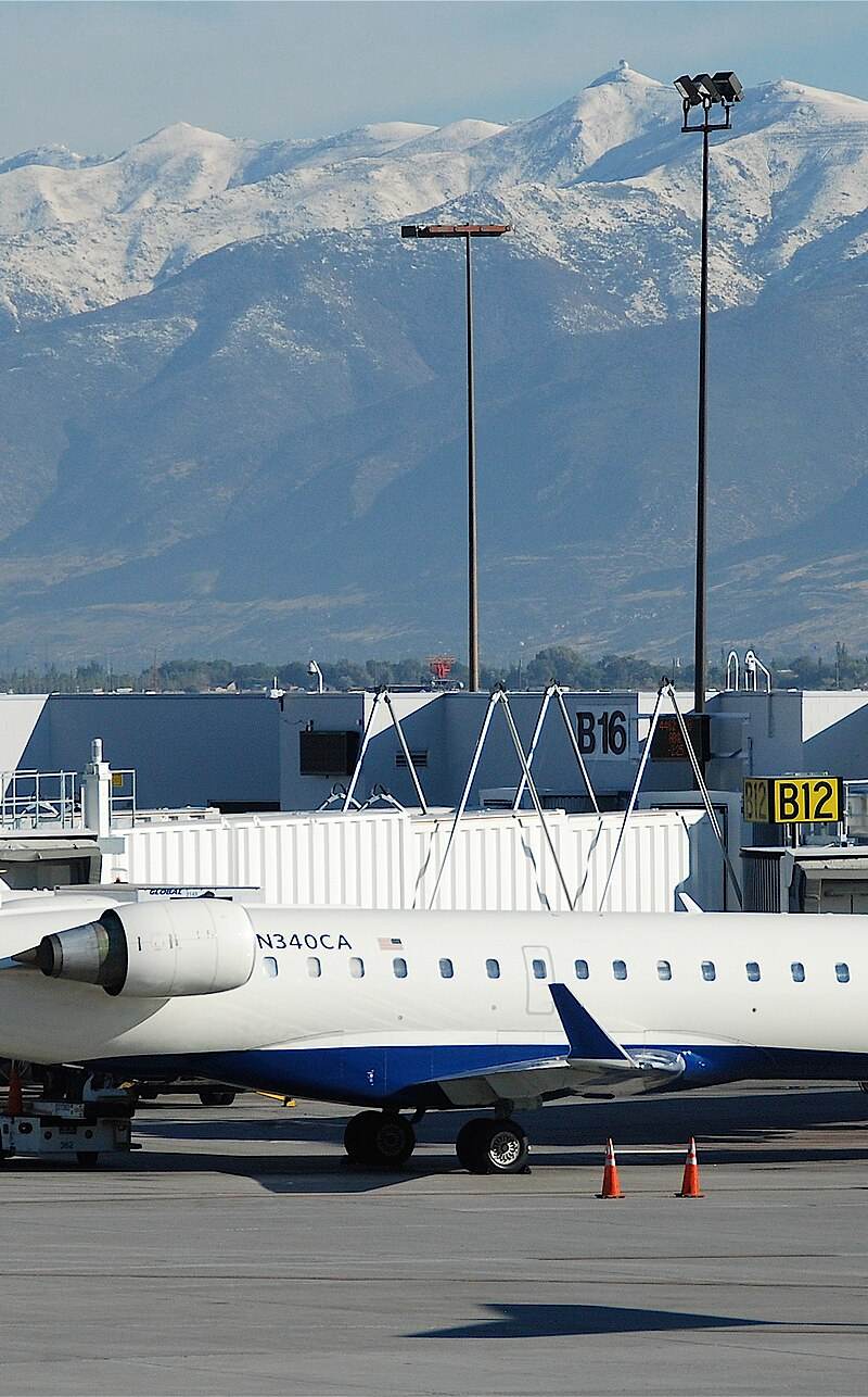 N340CA - Bombardier