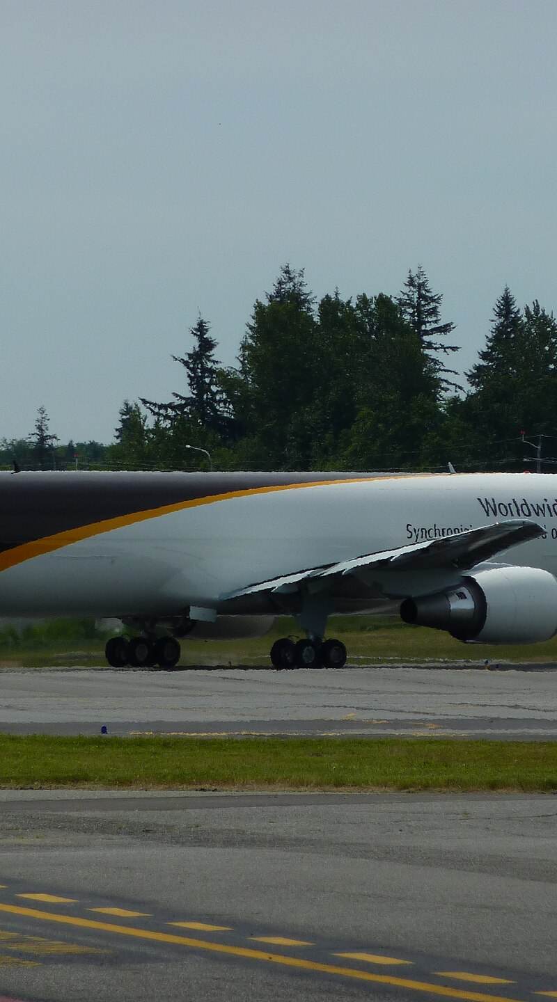 N340UP - Twin-engine aircraft