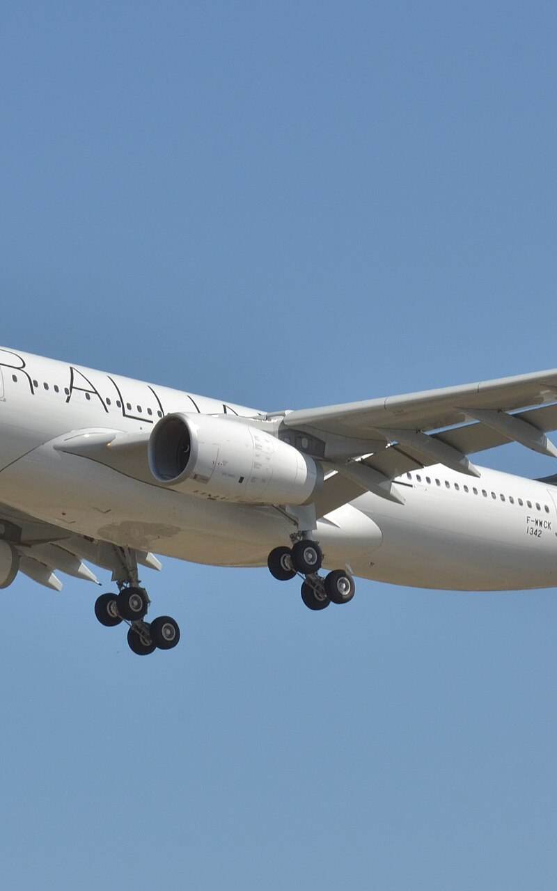 N342AV - Airbus