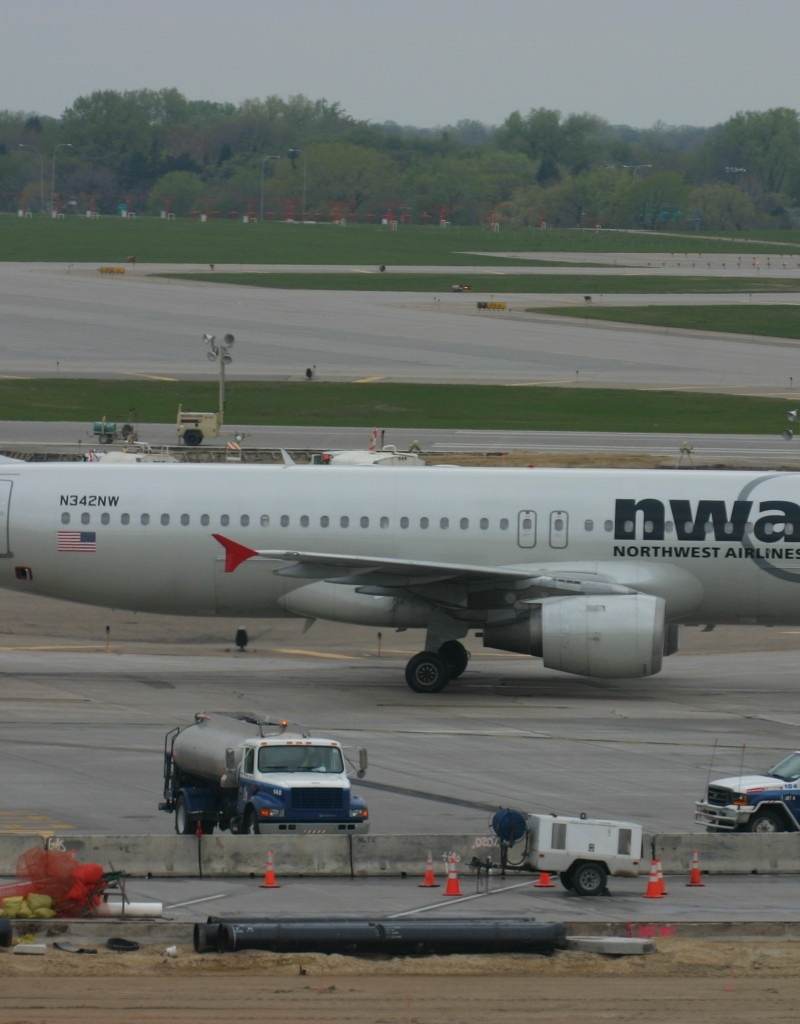 N342NW - Airbus