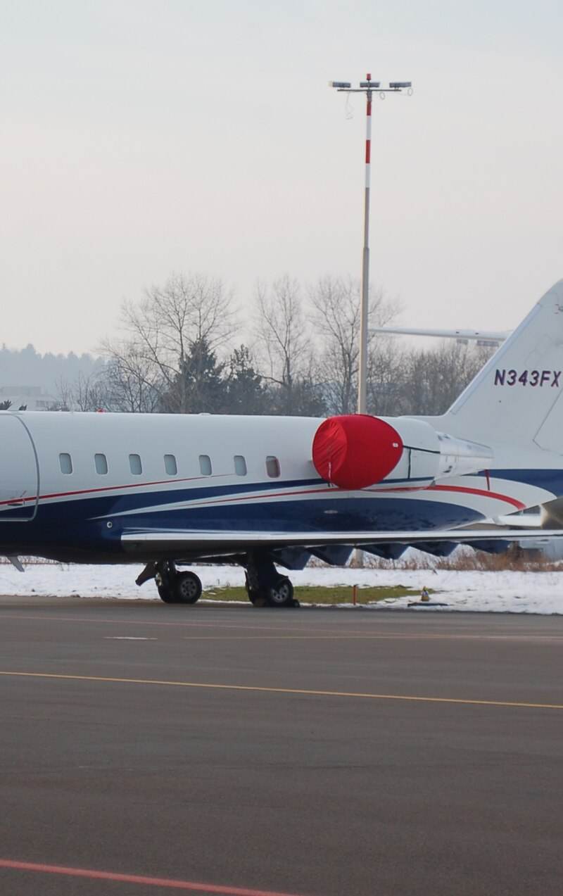 N343FX - Business jet