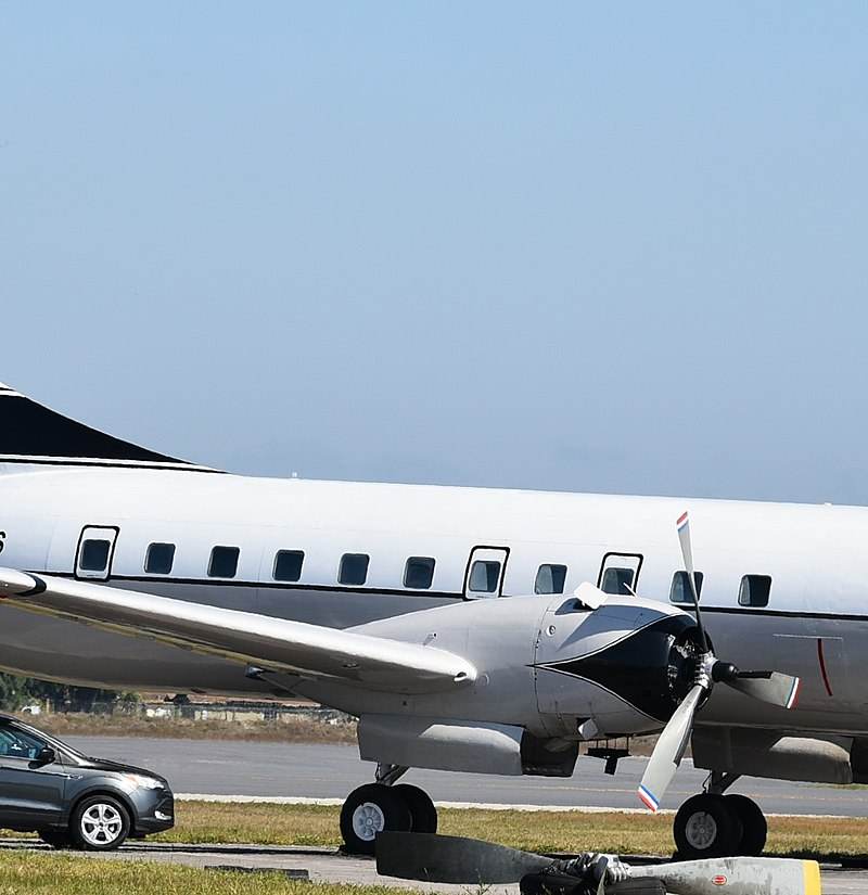N343GS - Twin-engine aircraft